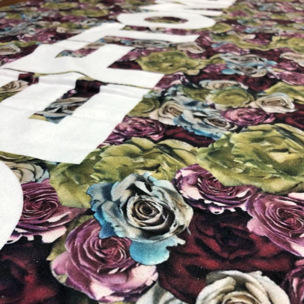 DEFTONES (30th Anniversary) - Multicolor Rose Bath Towel