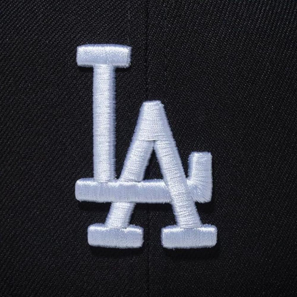 LOS ANGELES DODGERS(MLB) ロサンゼルスドジャース - 950TR LOSDOD BLK WHI 24J / NEW ERA (ブランド) / キャップ / メンズ