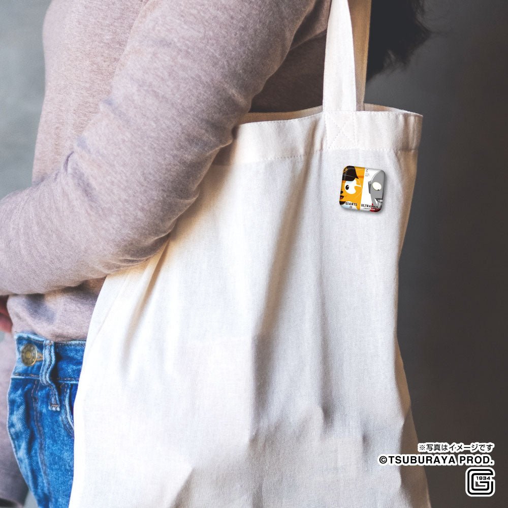 ULTRAMAN ウルトラマン (シリーズ 60周年 ) - ウルトラマン2024×読売ジャイアンツコラボ / コントラスト / バッジ - PGS