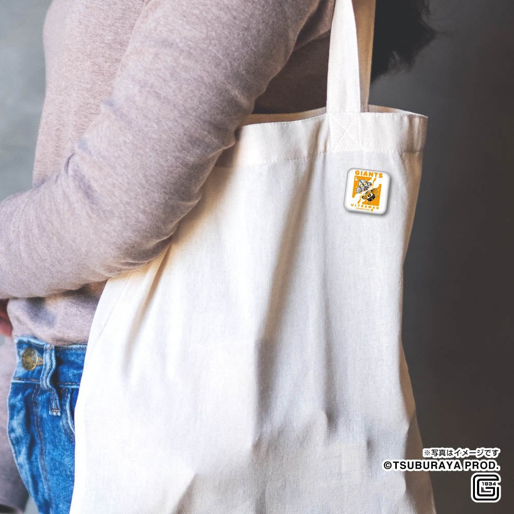 ULTRAMAN ウルトラマン (シリーズ 60周年 ) - ウルトラマン2024×読売ジャイアンツコラボ / デフォルメ / バッジ - PGS