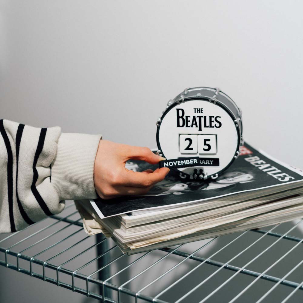 【予約商品】 THE BEATLES ビートルズ (来日 60周年 ) - THE BEATLES / 3Dパーペチュアルカレンダー / 永久カレンダー / カレンダー・ダイアリー