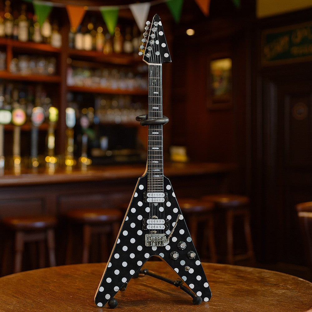 OZZY OSBOURNE オジーオズボーン - Randy's Harpoon Polka Dot Signature Miniature Guitar Replica Collectible / ミニチュア楽器