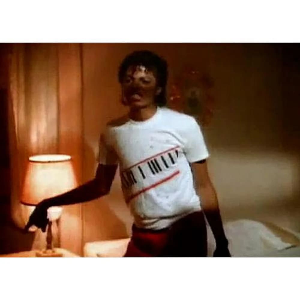 MICHAEL JACKSON マイケルジャクソン (6月12日 映画 公開 ) - Piano Keyboard / Tシャツ / メンズ|公式ライセンス商品|PGS