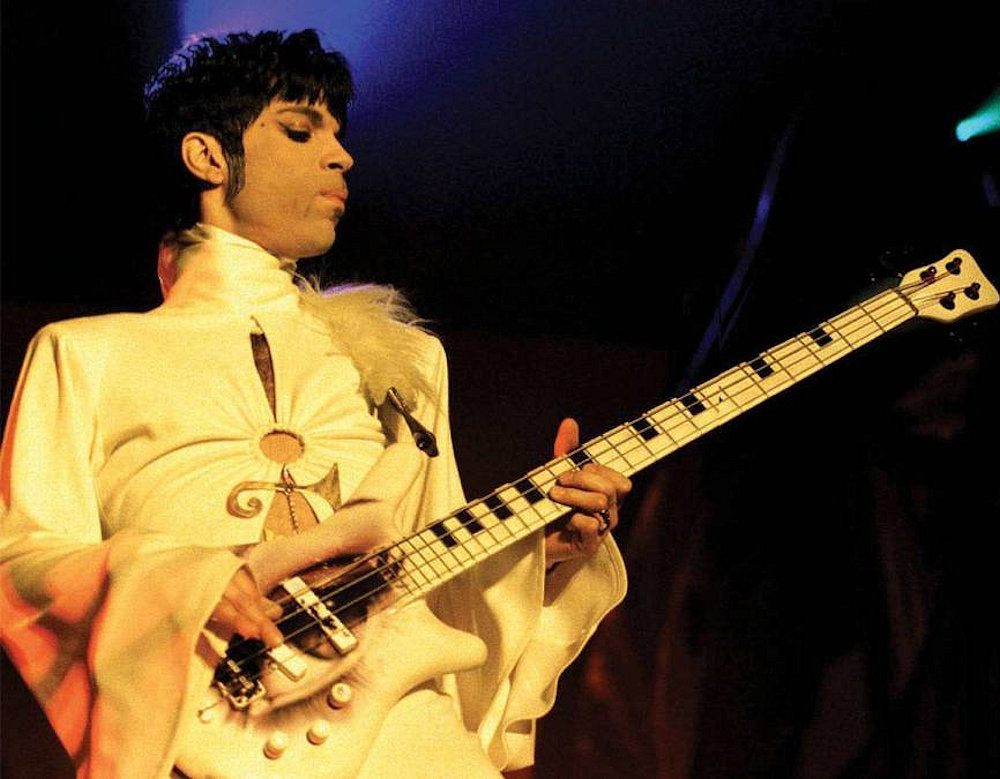 PRINCE プリンス (追悼 10年 ) - One Eye Miniature Bass / ミニチュア楽器