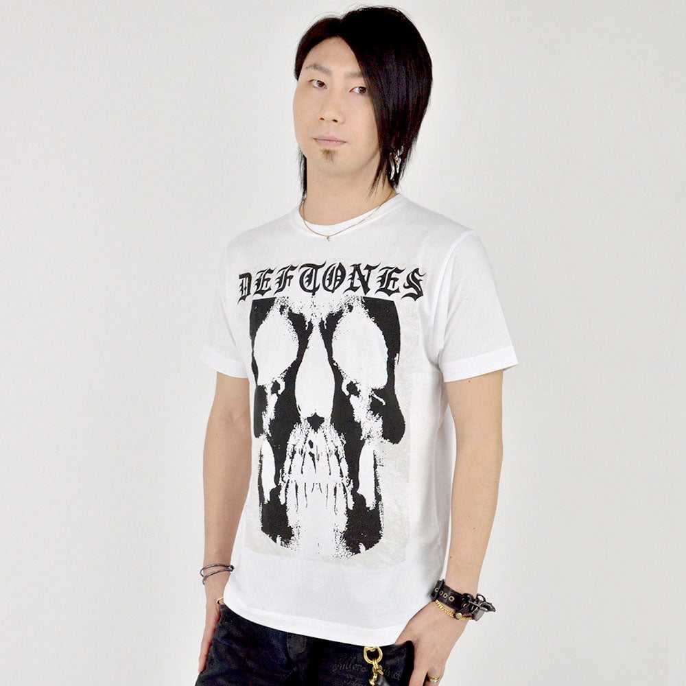 
                  
                    DEFTONES デフトーンズ (デビュー 30周年 ) - 2015 EUROPEAN TOUR / バックプリントあり / Tシャツ / メンズ
                  
                
