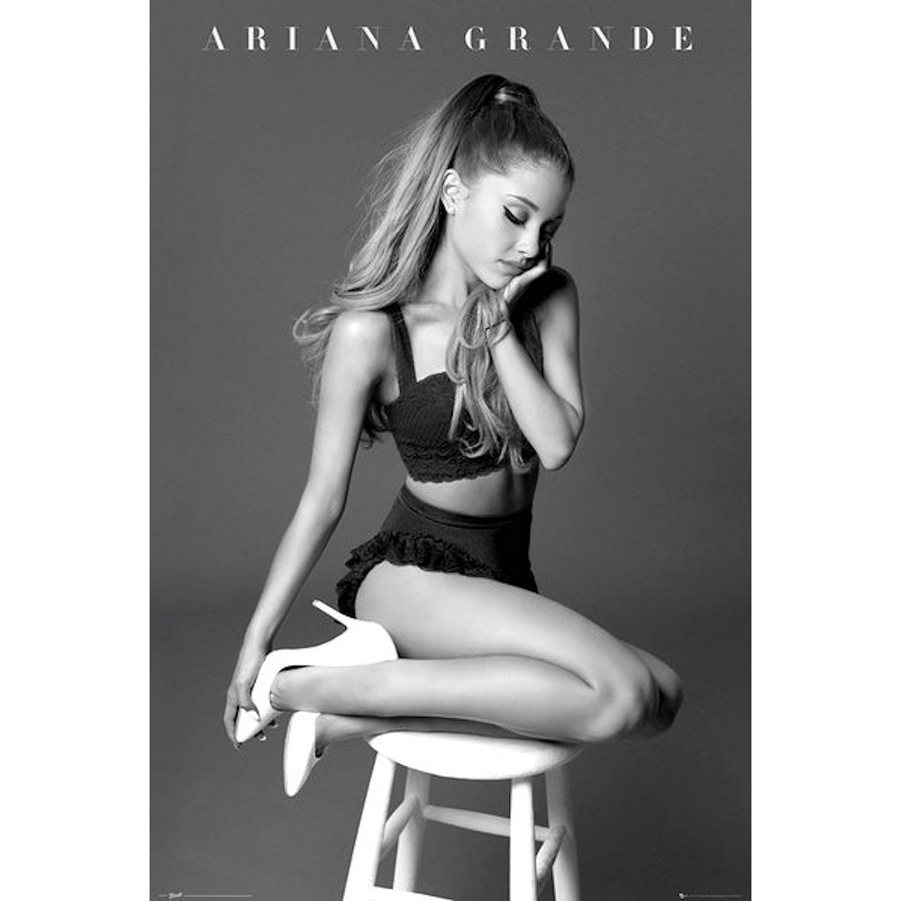 ARIANA GRANDE - Sit