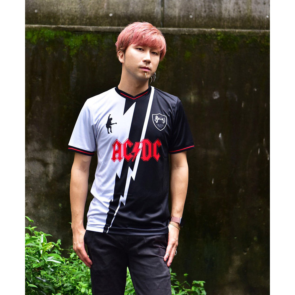 
                  
                    AC/DC エーシーディーシー (Back in Black 45周年 ) - FOR THOSE ABOUT TO ROCK FC / Amplified（ ブランド ）/ ROCK F.C シリーズ / Tシャツ / メンズ
                  
                