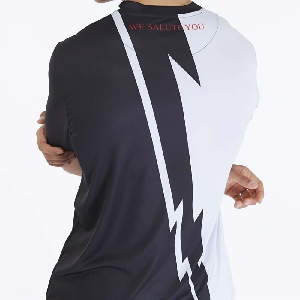 
                  
                    AC/DC エーシーディーシー (Back in Black 45周年 ) - FOR THOSE ABOUT TO ROCK FC / Amplified（ ブランド ）/ ROCK F.C シリーズ / Tシャツ / メンズ
                  
                