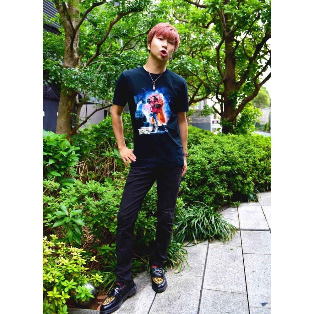 
                  
                    【予約商品】 BACK TO THE FUTURE バックトゥザフューチャー (劇場公開 40周年 ) - BTTF 2 / Tシャツ / メンズ
                  
                