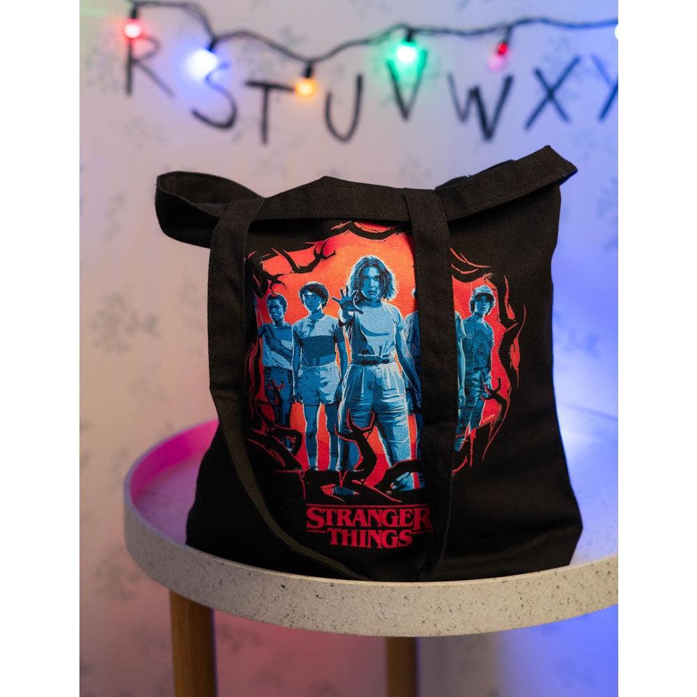 
                  
                    STRANGER THINGS ストレンジャー・シングス (シーズン5 2025年配信決定 ) - キャラクター / トートバッグ 【公式 / オフィシャル】
                  
                