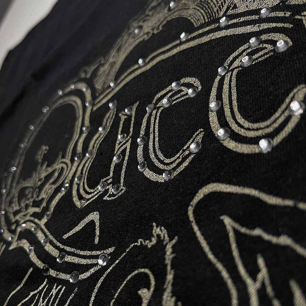 
                  
                    QUEEN クイーン (初来日50周年 ) - Ornate Crest / Diamante（ブランド） / Tシャツ / メンズ
                  
                