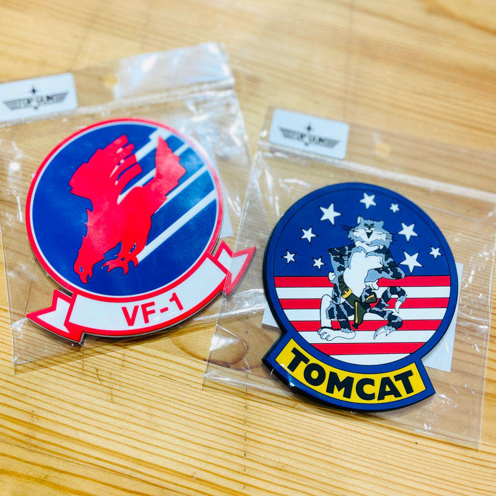 TOP GUN トップガン (公開 40周年 ) - マグネットステッカー TOMCAT