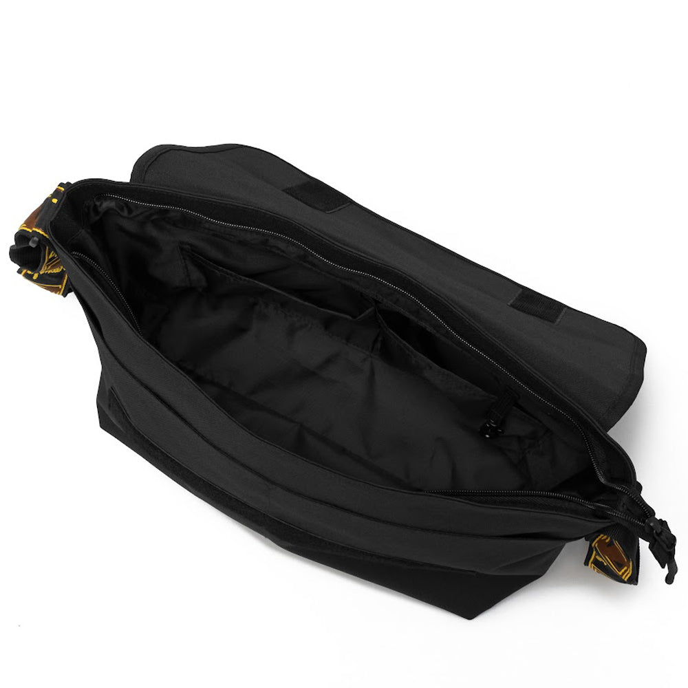 FENDER (80th Anniversary) - Flap Shoulder Bag / Shoulder Bag