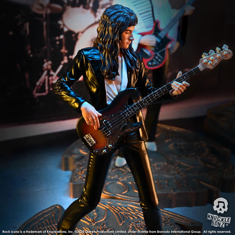 QUEEN クイーン (初来日50周年 ) - Queen II John Deacon Rock Iconz Statue / 世界限定3000 / スタチュー 【公式 / オフィシャル】