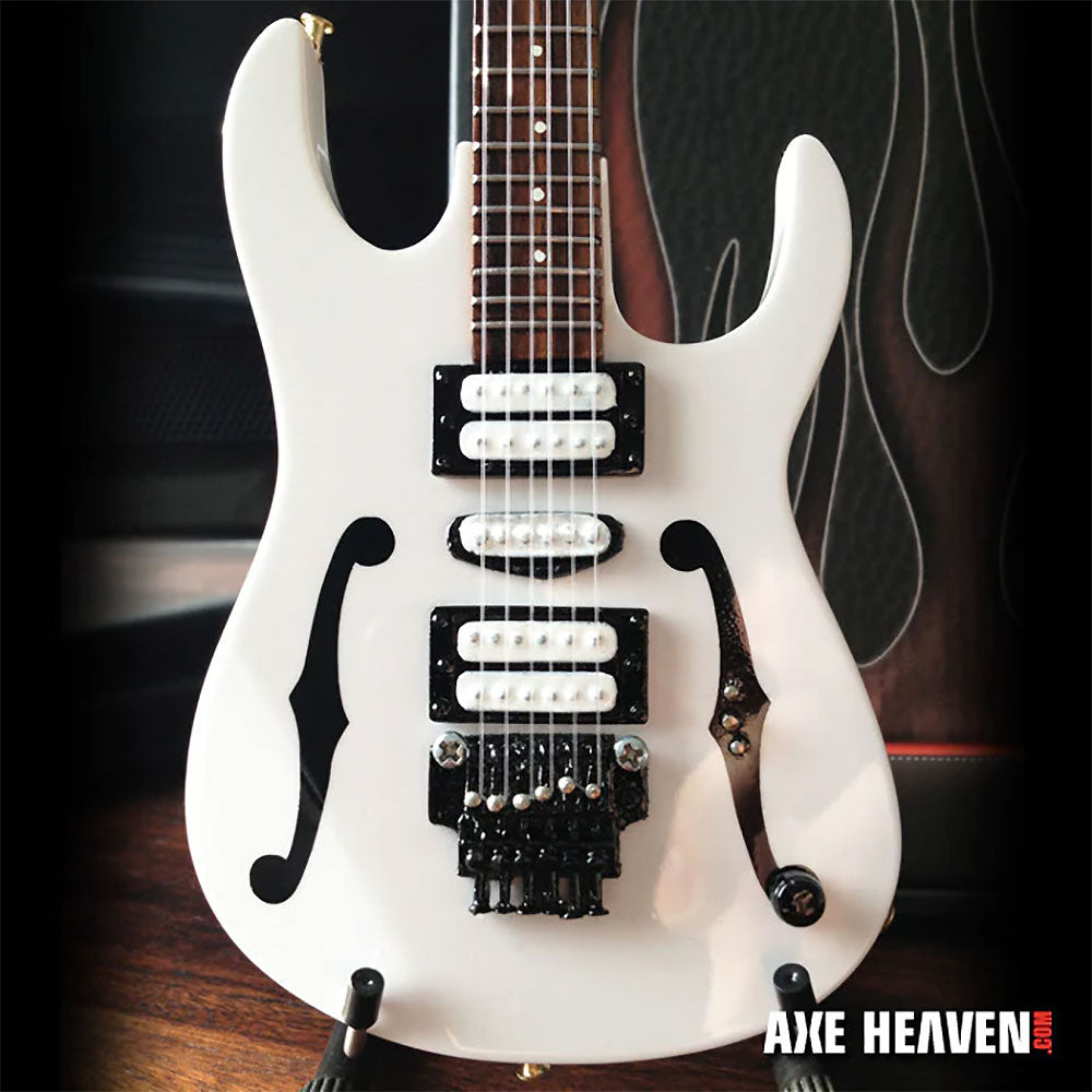 PAUL GILBERT ポールギルバート - Signature Miniature Guitar Replica Collectible / ミニチュア楽器 【公式 / オフィシャル】