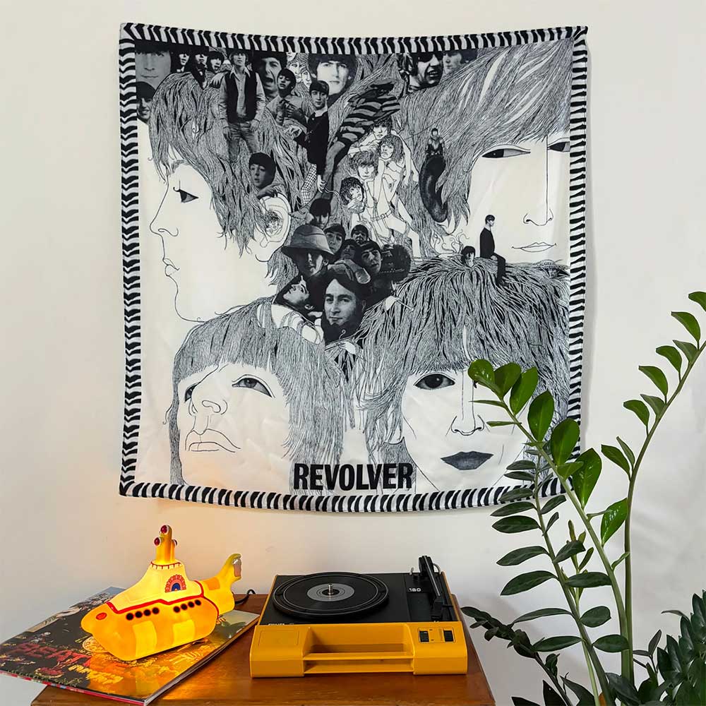 
                  
                    THE BEATLES ビートルズ (結成 65周年 ) - Revolver Square Scarf / Disaster(U.K.ブランド) / スカーフ・マフラー 【公式 / オフィシャル】
                  
                
