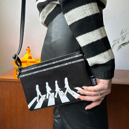 THE BEATLES ビートルズ (結成 65周年 ) - Abbey Road Cross Body Bag / Disaster(U.K.ブランド) / ショルダーバッグ 【公式 / オフィシャル】