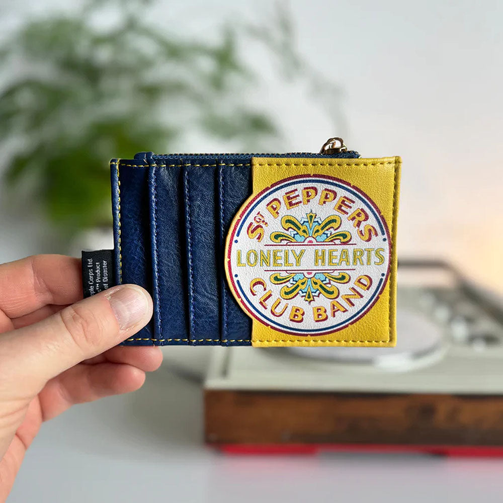 THE BEATLES ビートルズ (結成 65周年 ) - Sgt. Pepper Zip Purse / Disaster(U.K.ブランド) / 財布 【公式 / オフィシャル】