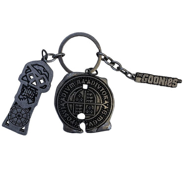 GOONIES グーニーズ (公開 40周年 ) - CHS Keychain And Pin / セット / チャーム付き / キーホルダー 【公式 / オフィシャル】