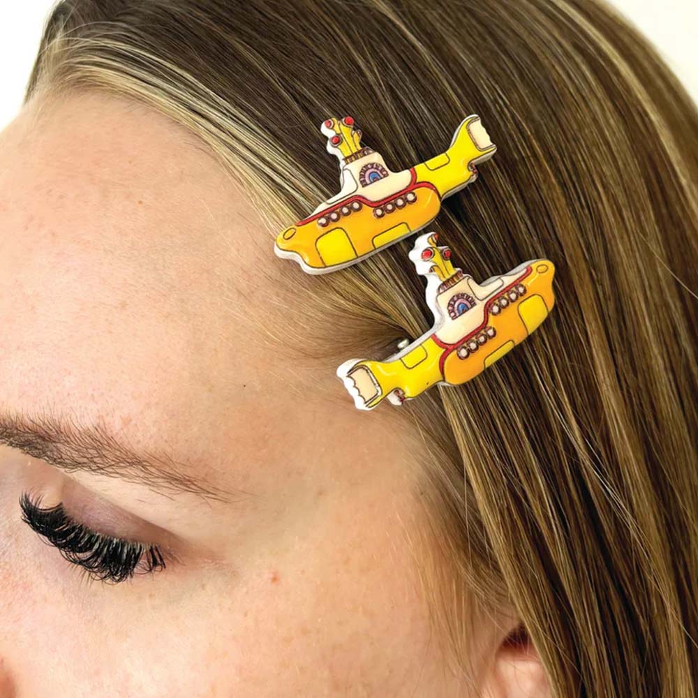 
                  
                    THE BEATLES ビートルズ (結成 65周年 ) - Yellow Submarine Hairclips / 2個セット / Disaster(U.K.ブランド) / ファッション雑貨 【公式 / オフィシャル】
                  
                