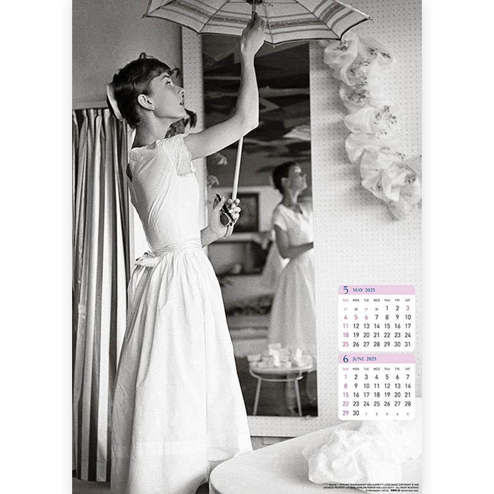 【廃番ラスト販売/特別価格】AUDREY HEPBURN オードリー・ヘプバーン - 2025年カレンダー / 壁掛け / カレンダー・ダイアリー