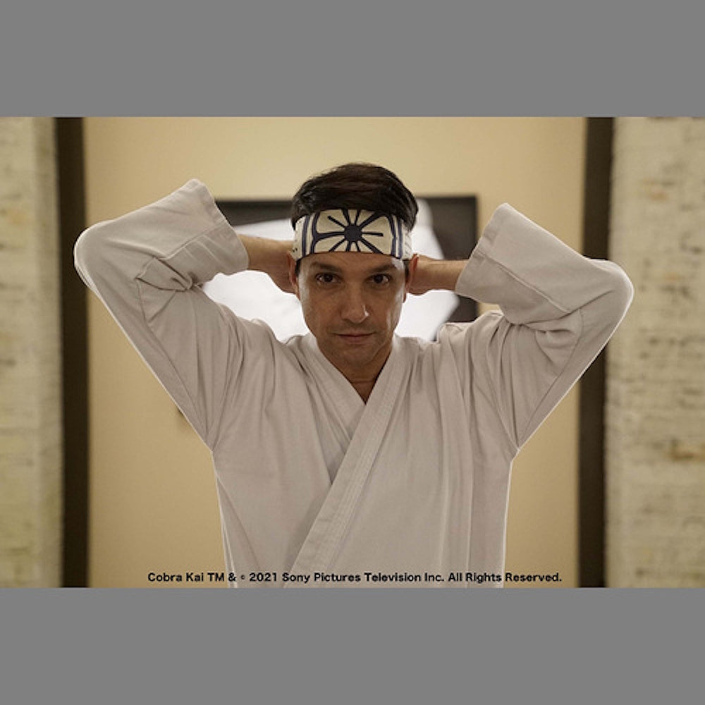 
                  
                    COBRA KAI コブラ会 (ファイナルシーズン配信 ) - ミヤギ道てぬぐい / バンダナ 【公式 / オフィシャル】
                  
                