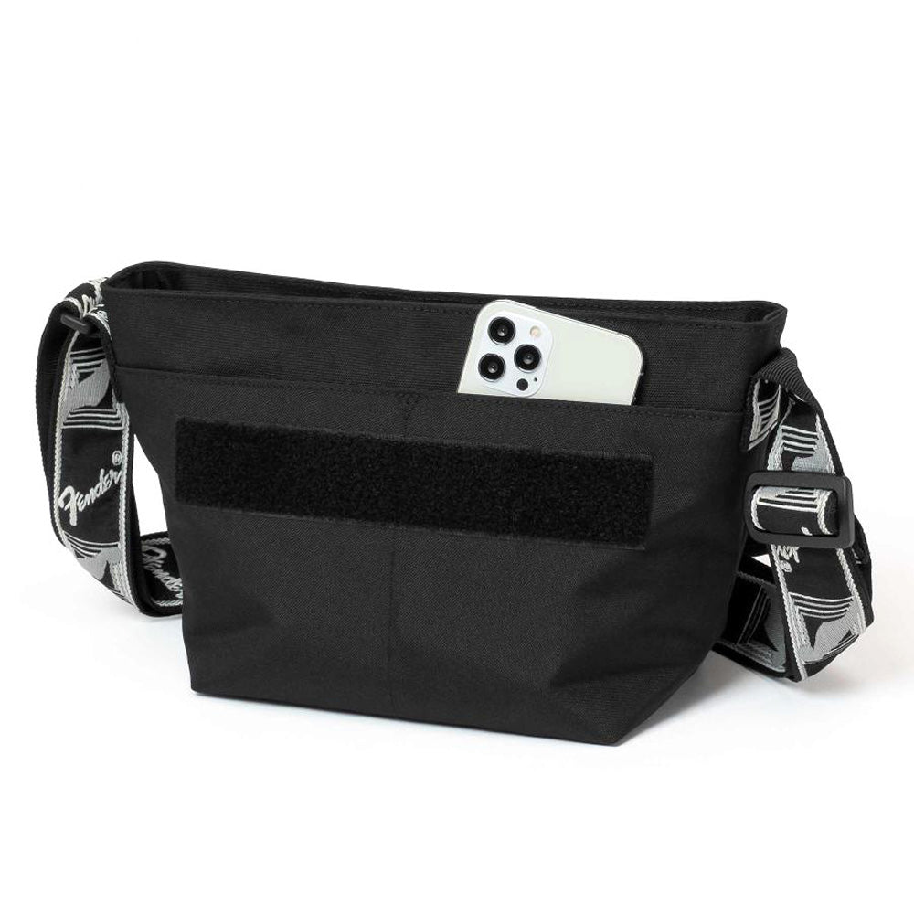 FENDER フェンダー - フラップショルダー / グレーストラップ