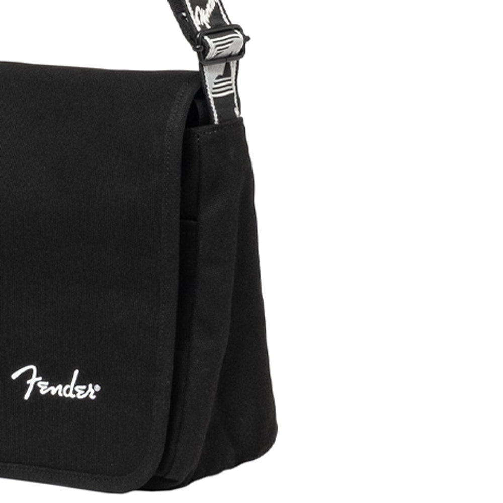 【予約商品】 FENDER フェンダー (設立 80周年 ) - フラップショルダー / グレーストラップ / ショルダーバッグ