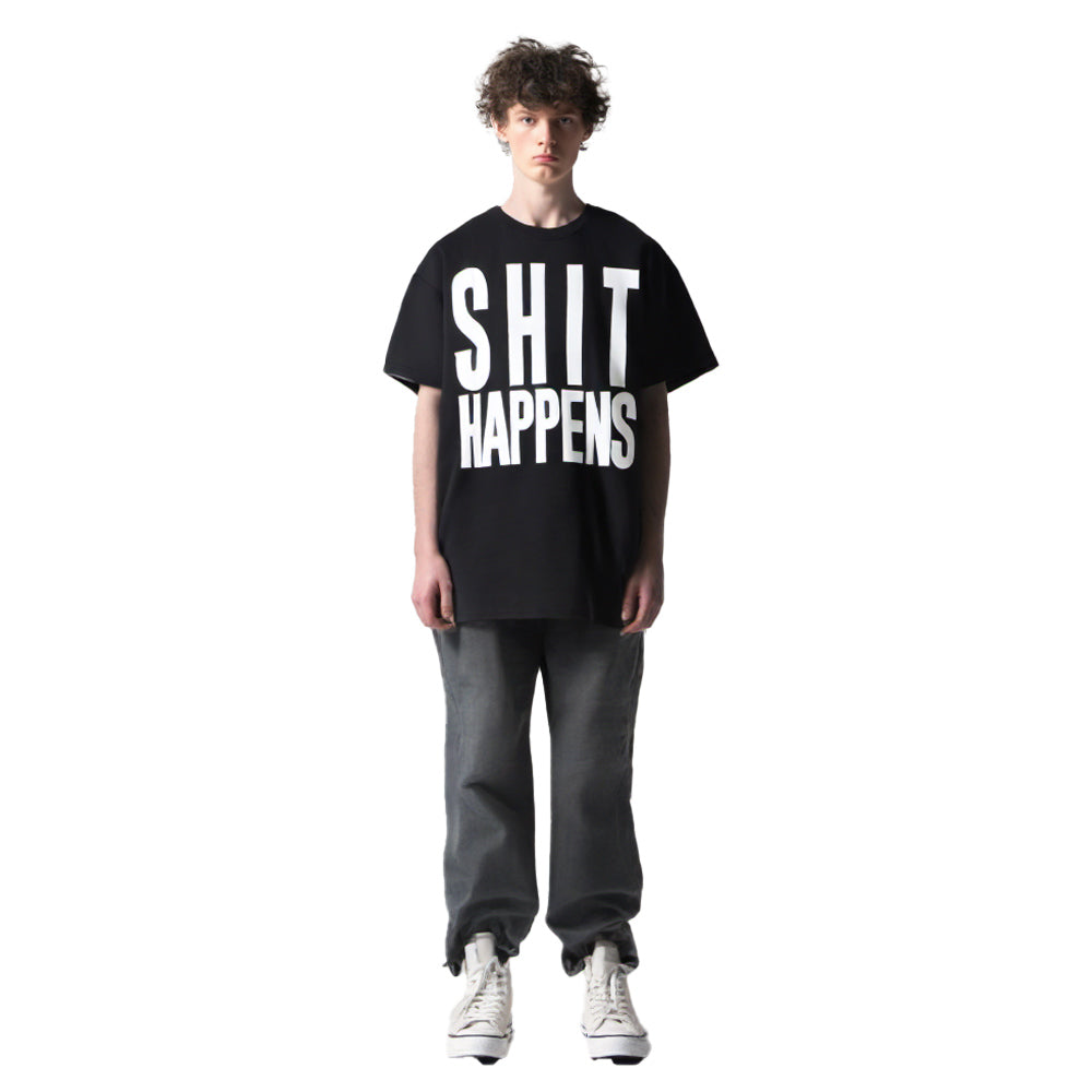 
                  
                    GUNS N ROSES ガンズアンドローゼズ (5月 来日 記念 ) - SHIT HAPPENS / Tシャツ / メンズ
                  
                