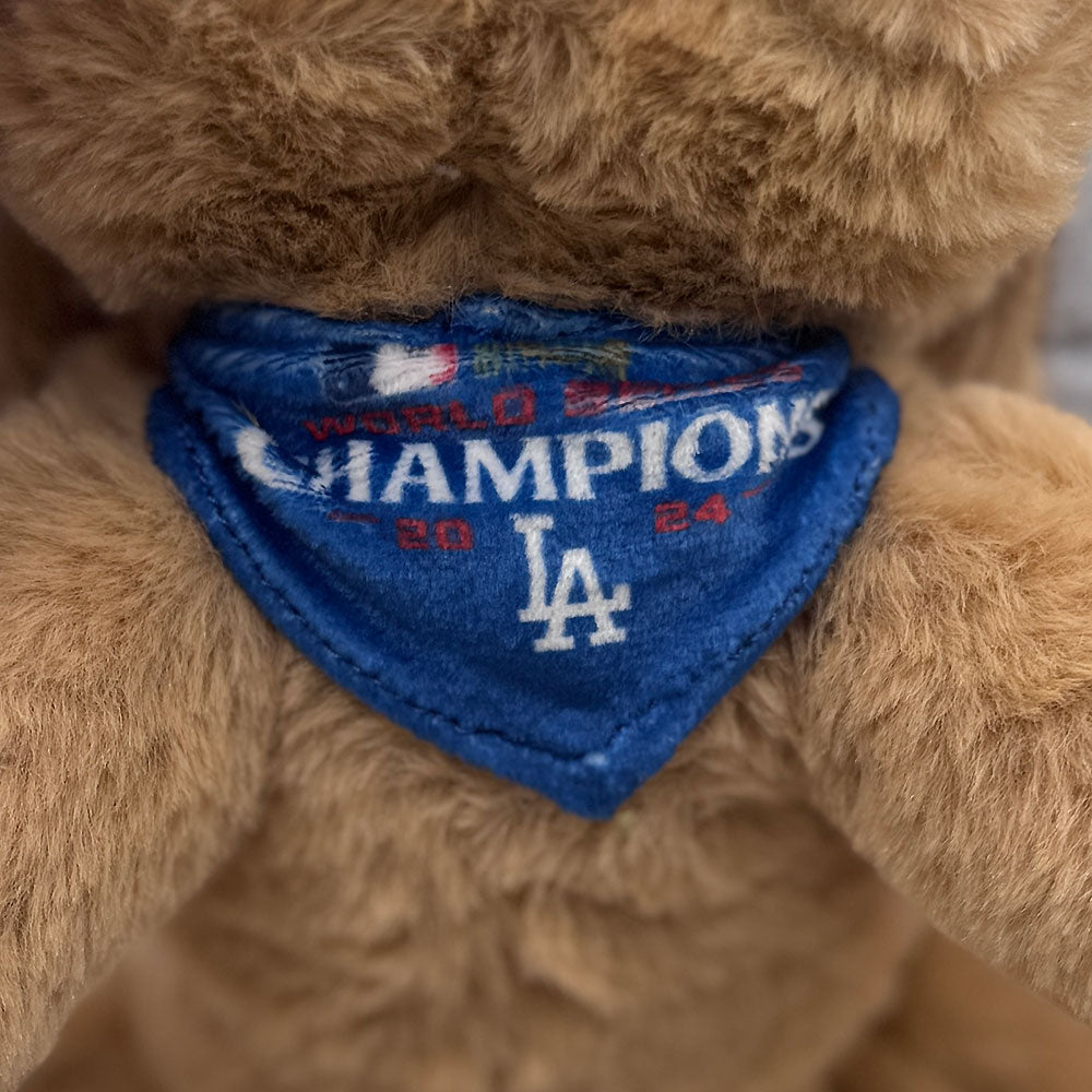 LOS ANGELES DODGERS（MLB） ロサンゼルスドジャース - 2024 World Series Champs 10-In. Floppy Ear Dog Plush / ぬいぐるみ / 限定 / フィギュア・人形 【公式 / オフィシャル】