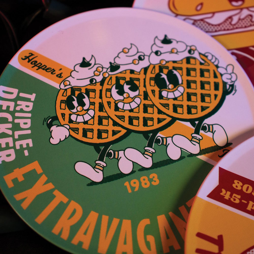 STRANGER THINGS ストレンジャー・シングス (シーズン5 配信 記念 ) - Metal Coasters / 4枚セット / 人気フードモチーフ / コースター