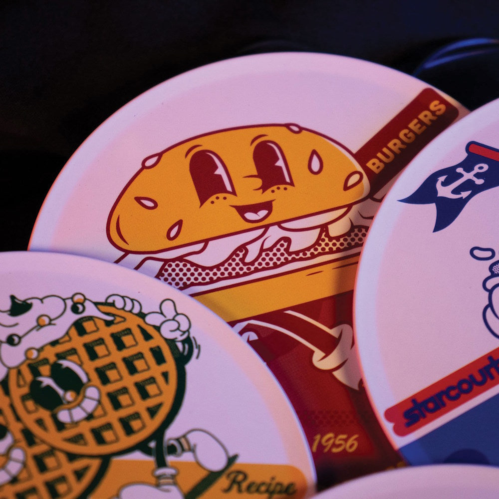 STRANGER THINGS ストレンジャー・シングス (シーズン5 配信 記念 ) - Metal Coasters / 4枚セット / 人気フードモチーフ / コースター