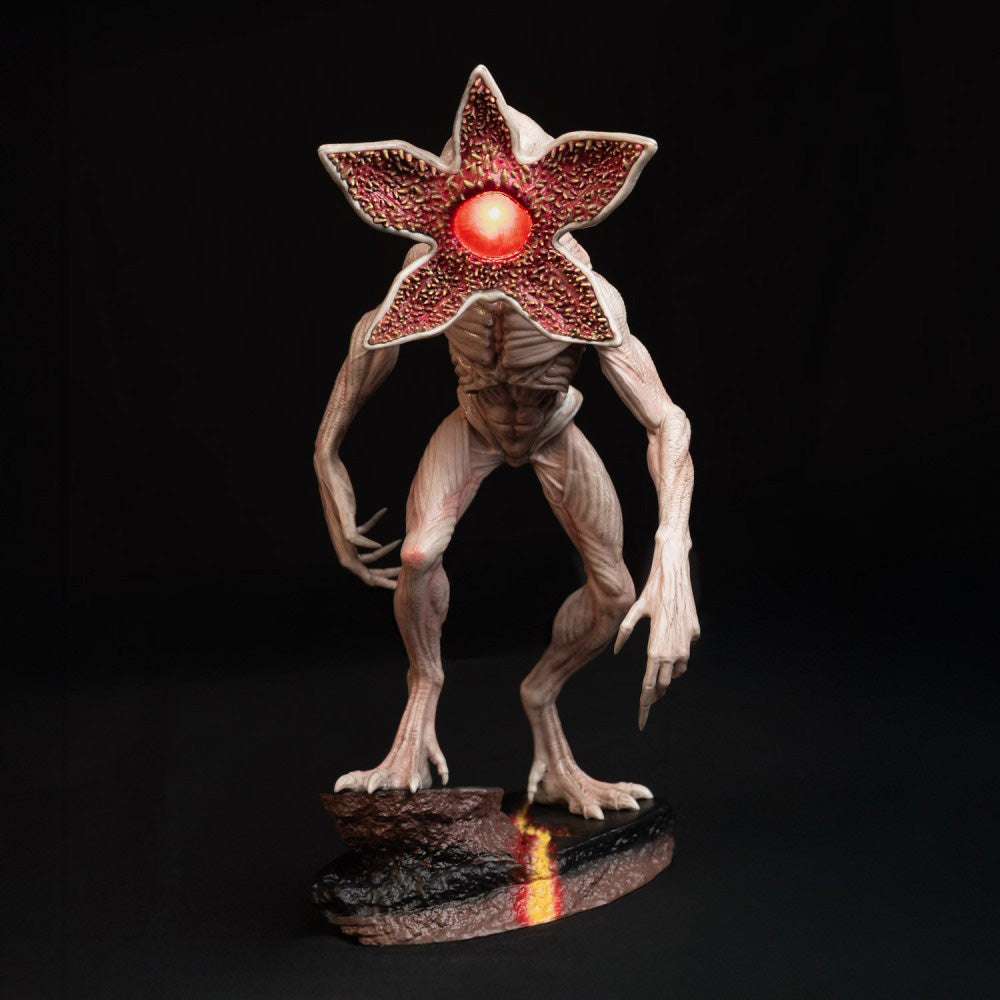 
                  
                    【予約商品】 STRANGER THINGS ストレンジャー・シングス (シーズン5 2025年配信決定 ) - DEMOGORGON / ランプ / インテリア置物
                  
                