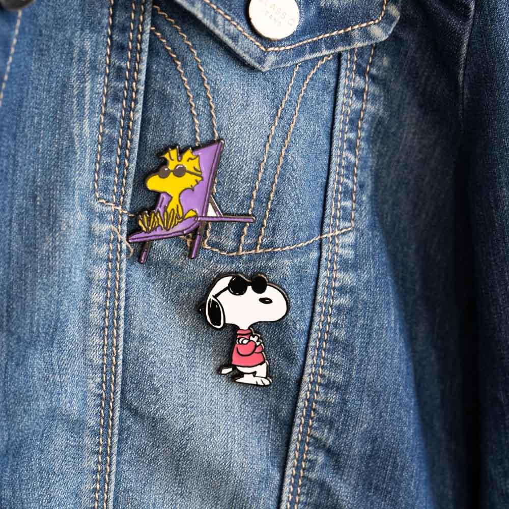
                  
                    PEANUTS スヌーピー (コミック誕生 75周年 ) - SNOOPY & WOODSTOCK / 4個 ピンバッジセット / バッジ
                  
                