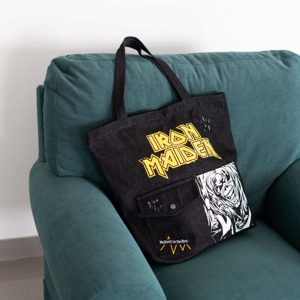 
                  
                    【予約商品】 IRON MAIDEN アイアンメイデン (結成 50周年 ) - THE BEAST ON THE ROAD / トートバッグ
                  
                