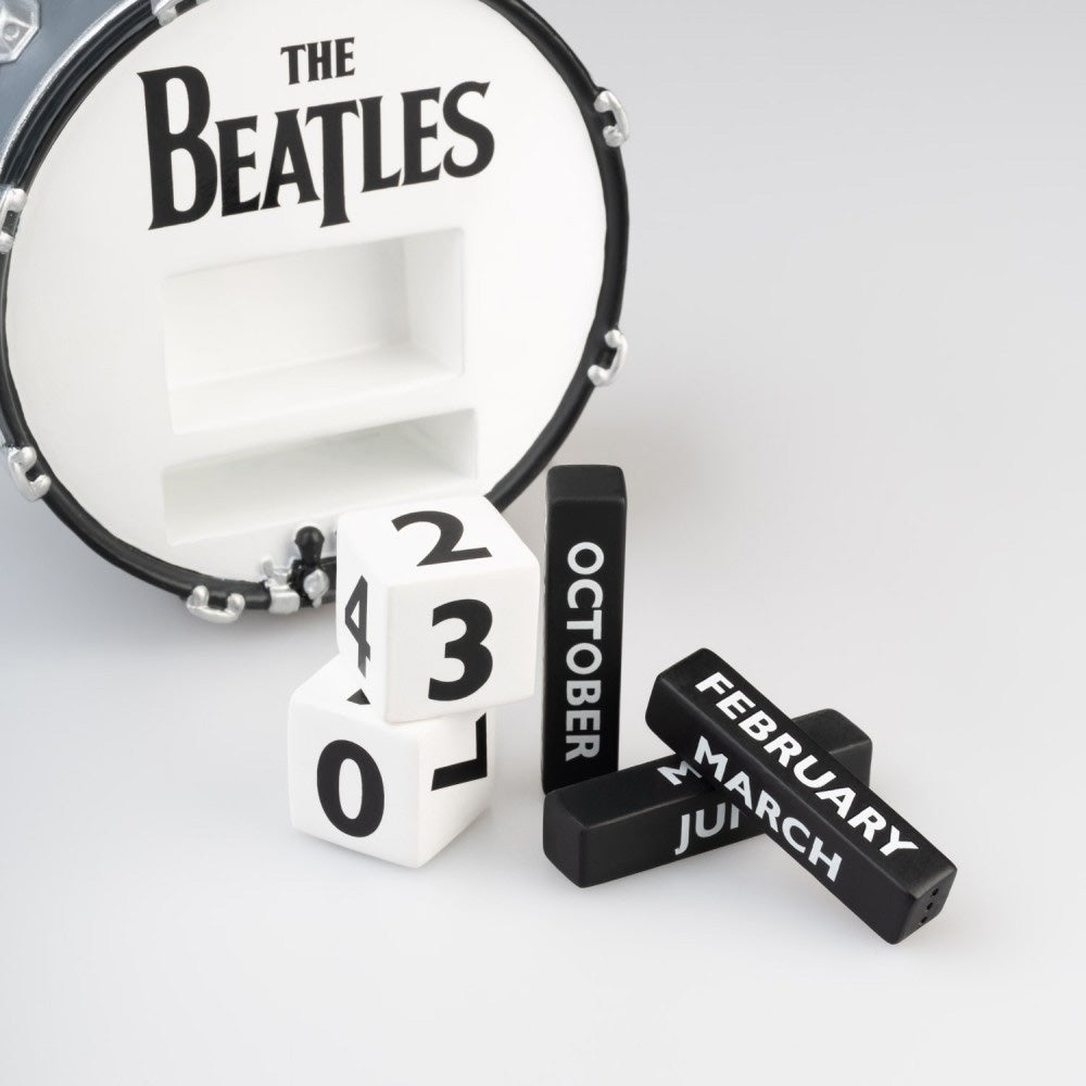 
                  
                    【予約商品】 THE BEATLES ビートルズ (結成 65周年 ) - THE BEATLES / 3Dパーペチュアルカレンダー / 永久カレンダー / カレンダー・ダイアリー
                  
                
