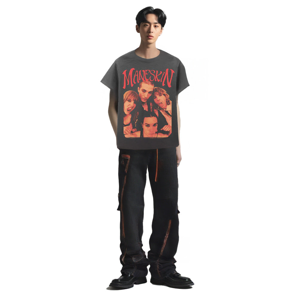 
                  
                    【予約商品】 MANESKIN マネスキン (ダミアーノ・デイヴィッド 10月 来日 ) - Group Photo / Tシャツ / メンズ 【公式 / オフィシャル】
                  
                