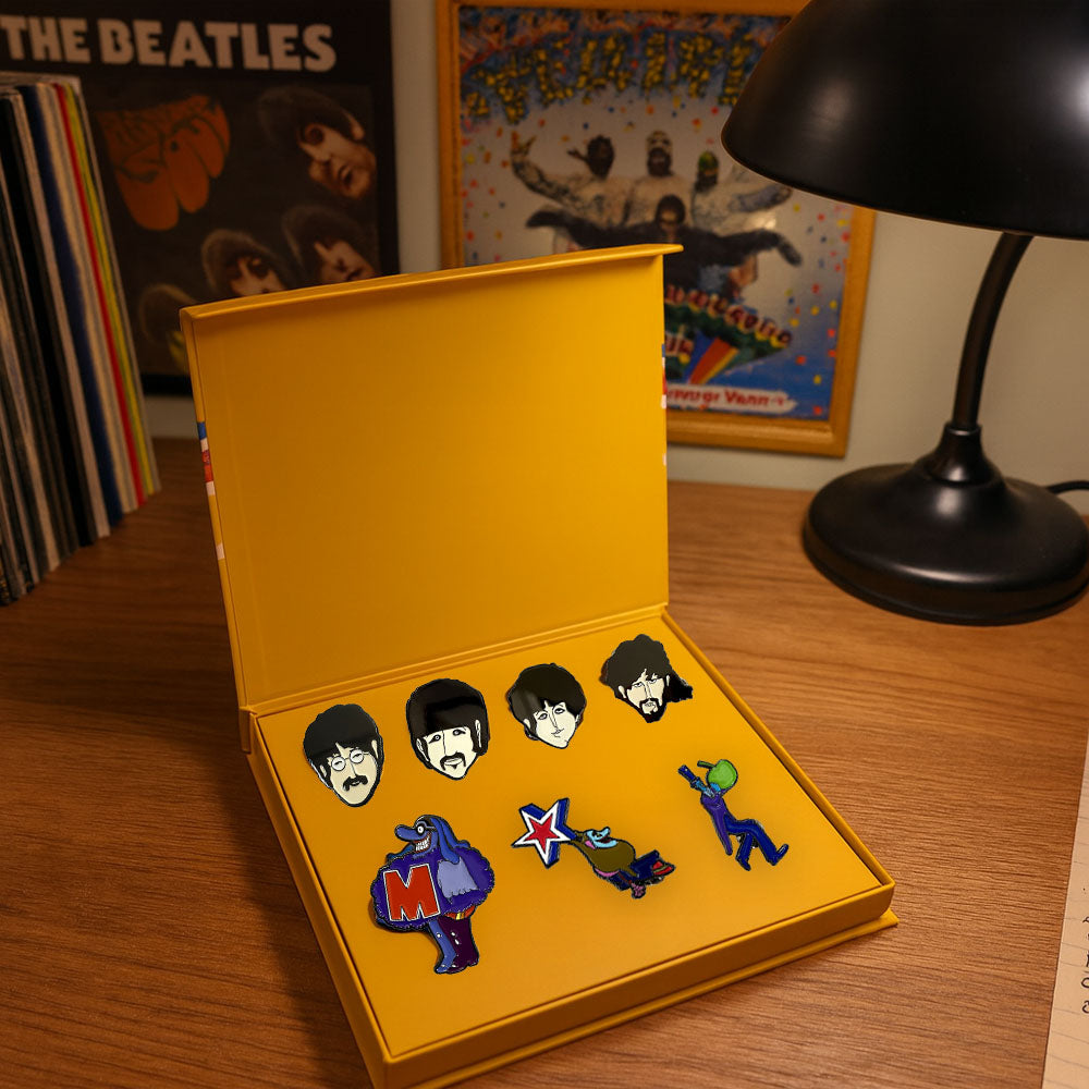 
                  
                    THE BEATLES ビートルズ (結成 65周年 ) - Yellow Submarine Characters Mini / 7個セット / バッジ
                  
                