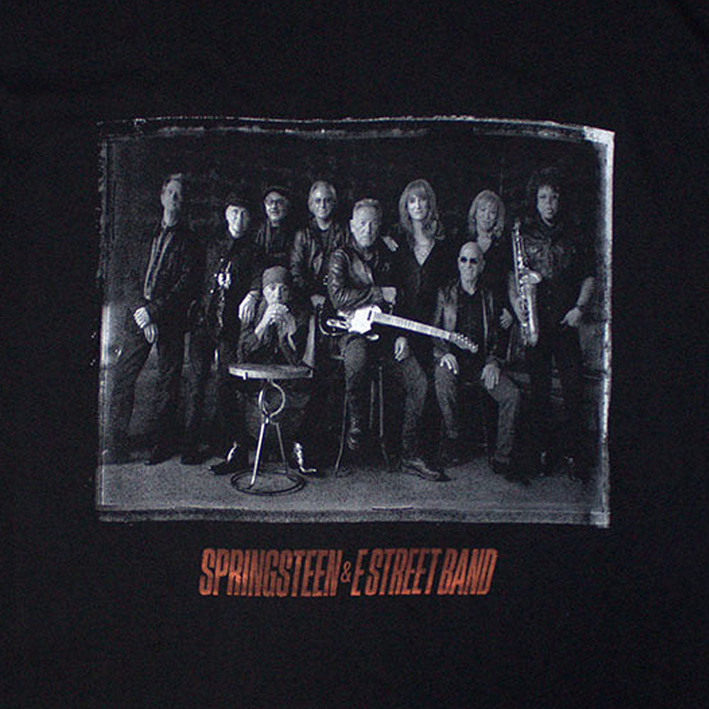 
                  
                    BRUCE SPRINGSTEEN ブルーススプリングスティーン (11月 映画公開 記念 ) - Tour '24 E-Street Photo / バックプリントあり / 2024年ツアー会場限定販売 / Tシャツ / メンズ
                  
                
