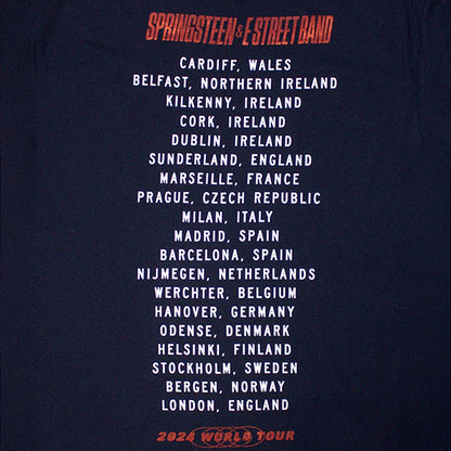 【予約商品】 BRUCE SPRINGSTEEN ブルーススプリングスティーン (11月 映画公開 記念 ) - Tour '24 Guitar Photo / バックプリントあり / 2024年ツアー会場限定販売 / Tシャツ / メンズ