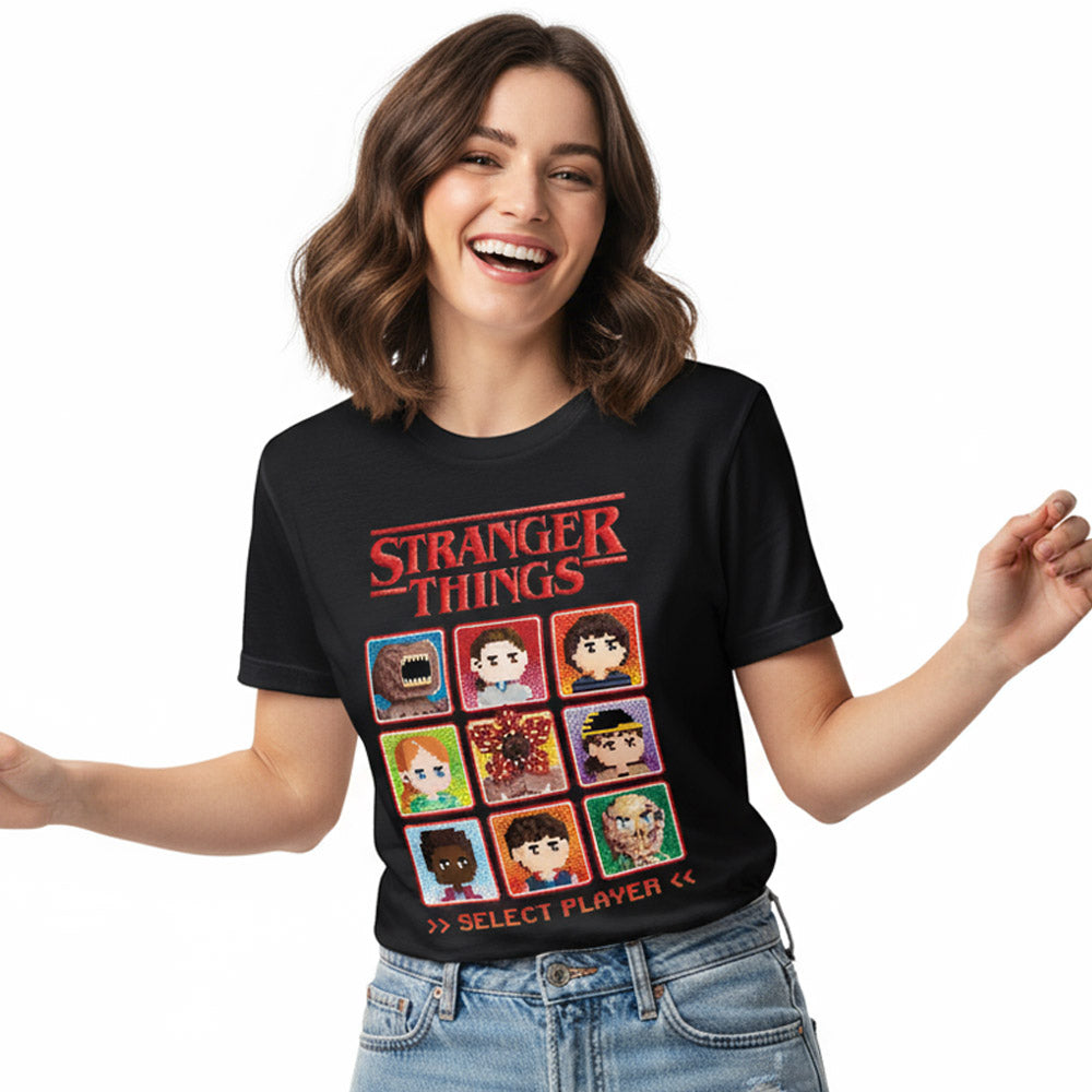 【予約商品】 STRANGER THINGS ストレンジャー・シングス (シーズン5 配信 記念 ) - SELECT A PLAYER / Tシャツ / メンズ
