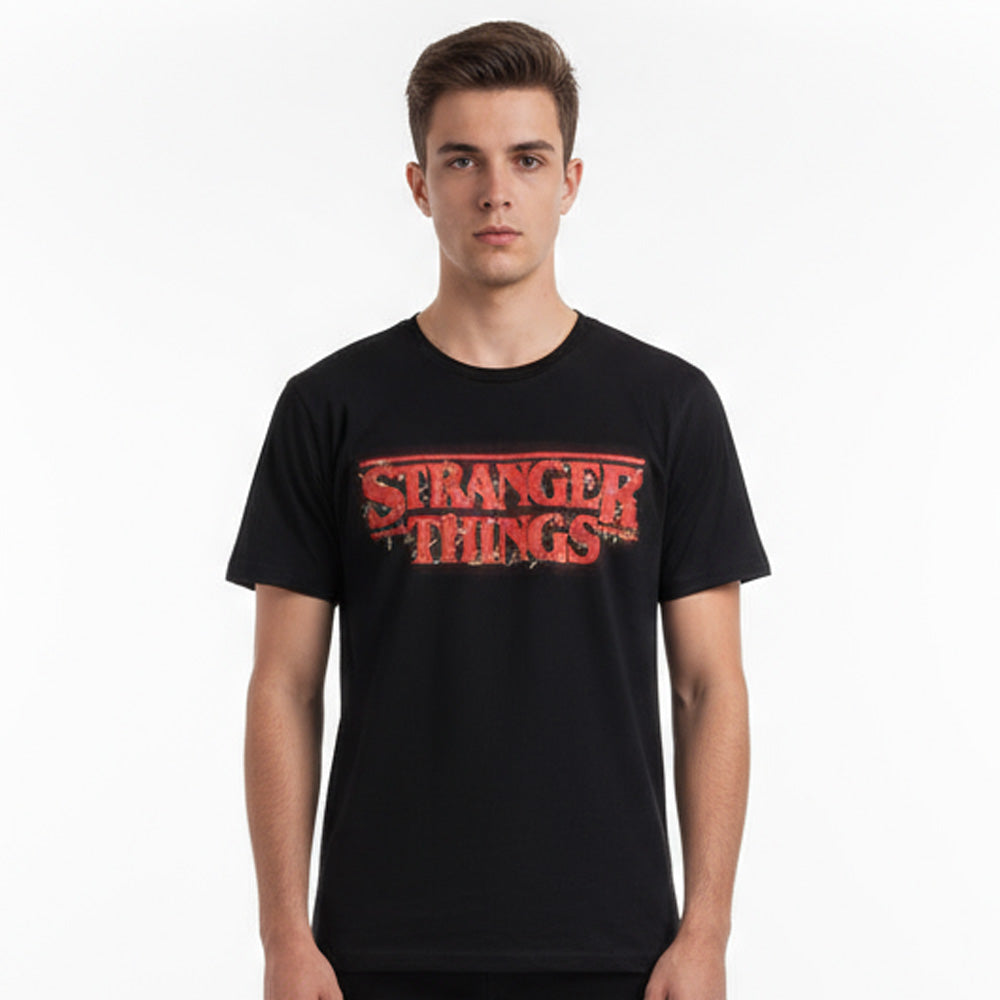 STRANGER THINGS ストレンジャー・シングス (シーズン5 配信 記念 ) - 【クリスマス限定】Logo With Christmas Lights / Tシャツ / メンズ