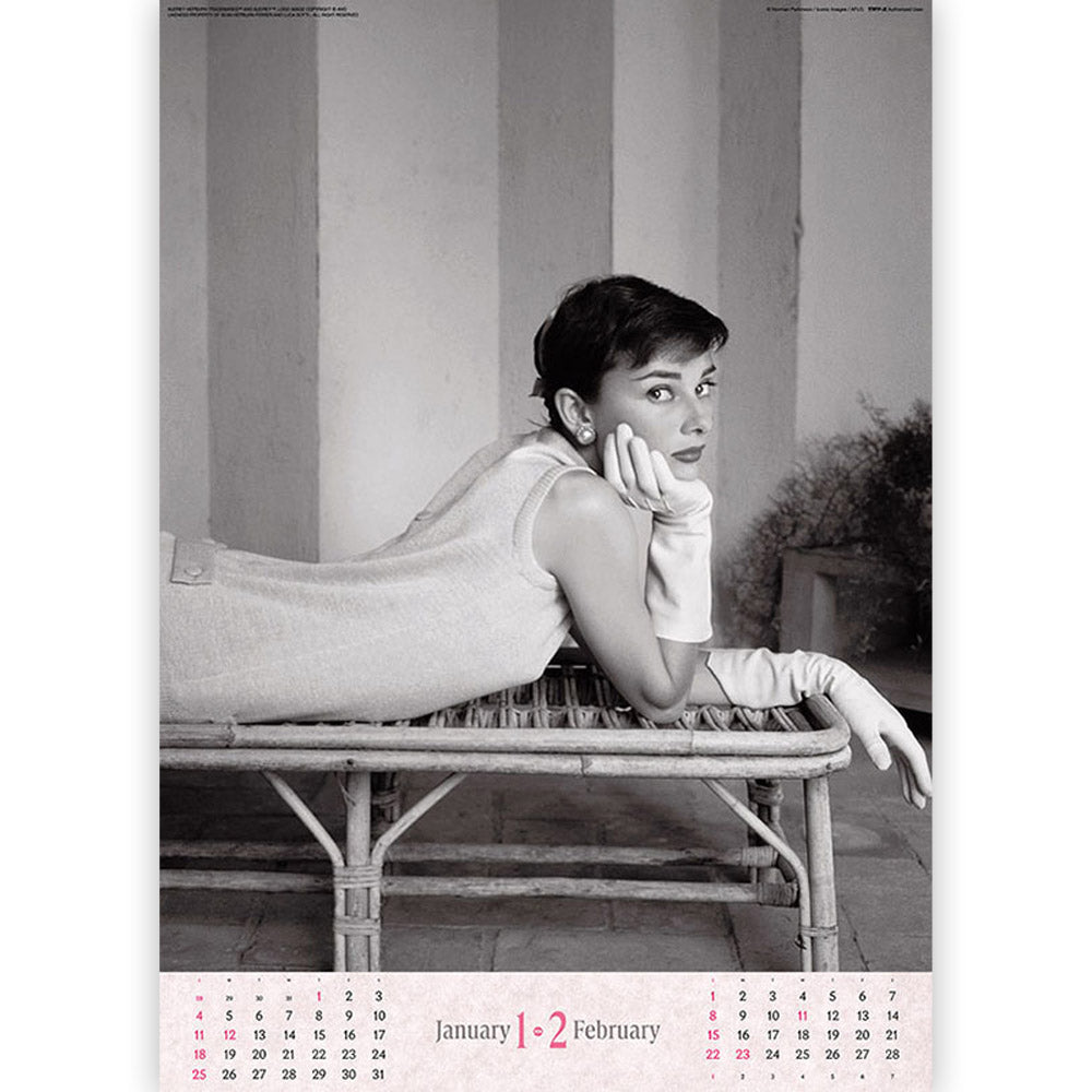 AUDREY HEPBURN オードリー・ヘプバーン - 2026年カレンダー / 壁掛け