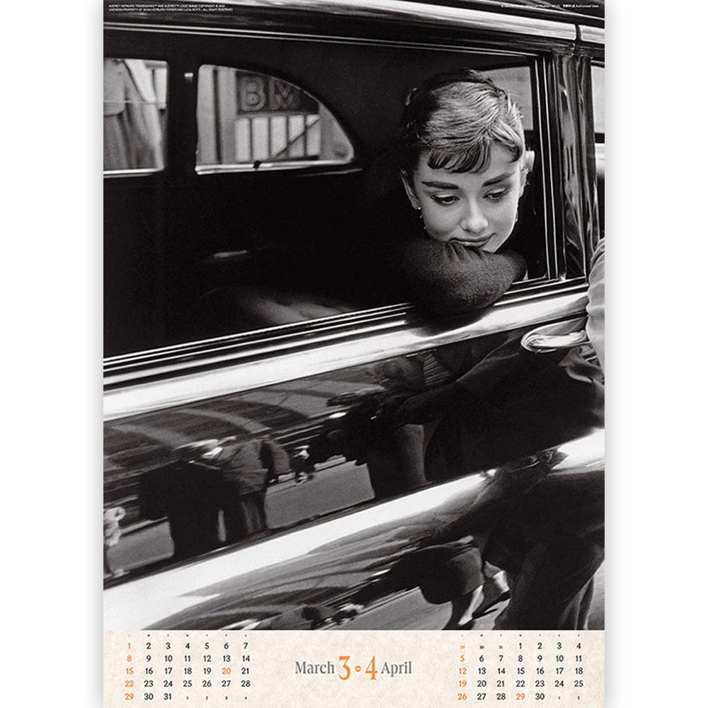 AUDREY HEPBURN オードリー・ヘプバーン - 2026年カレンダー / 壁掛け
