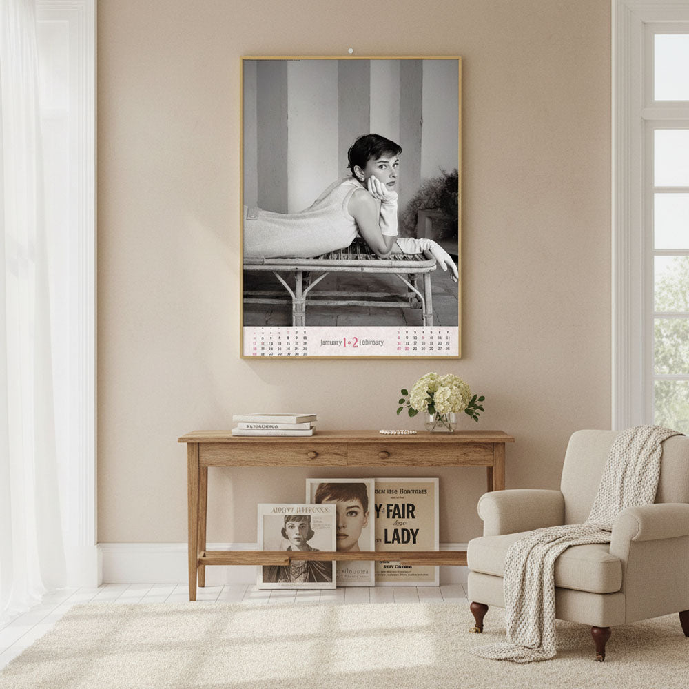 AUDREY HEPBURN オードリー・ヘプバーン - 2026年カレンダー / 壁掛け / カレンダー・ダイアリー
