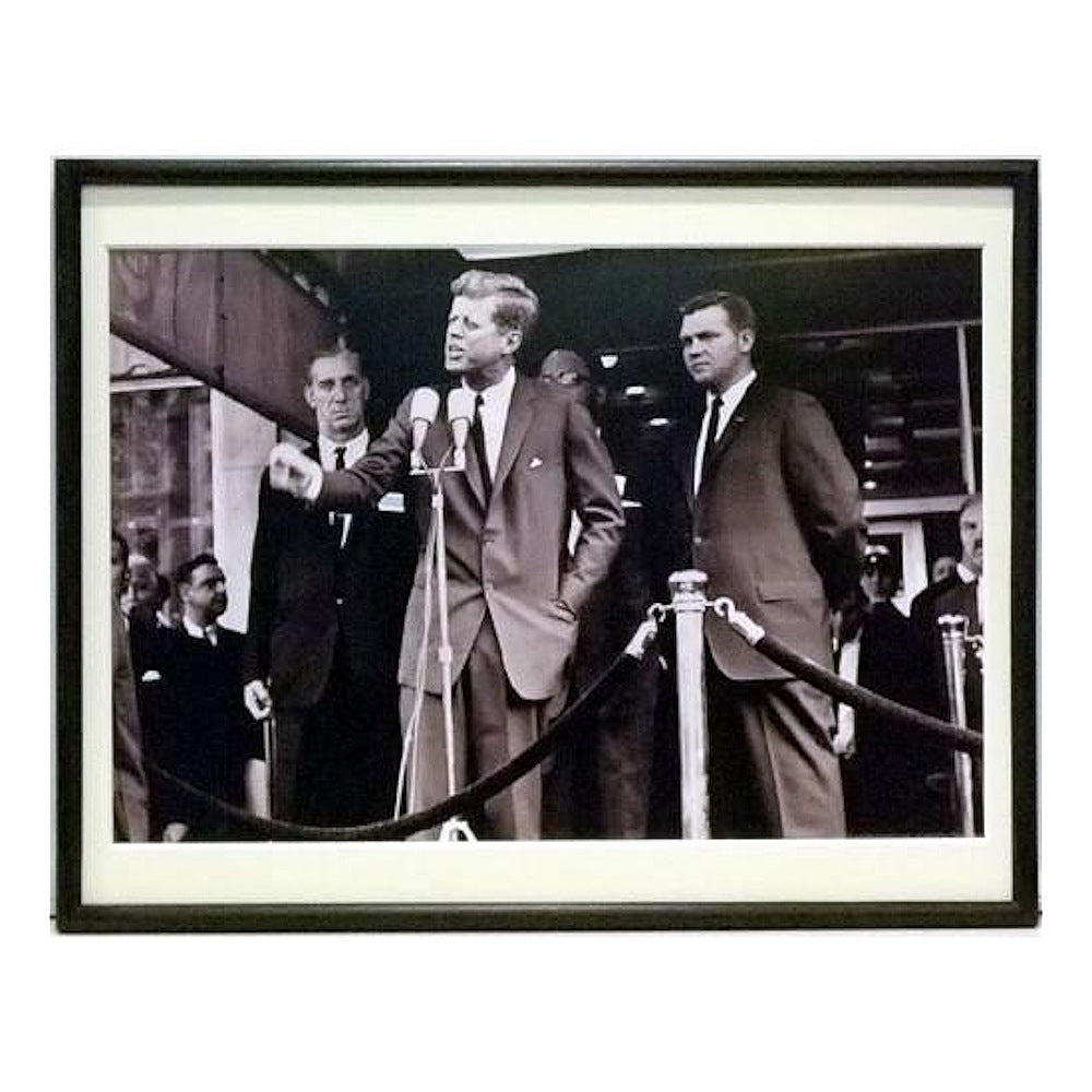JOHN F. KENNEDY - Speaking Archival / 額装