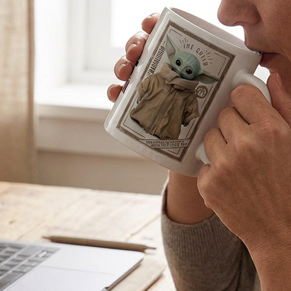 STAR WARS (The Mandalorian and Grogu released May 22nd) - The Mandalorian The Child / Mug