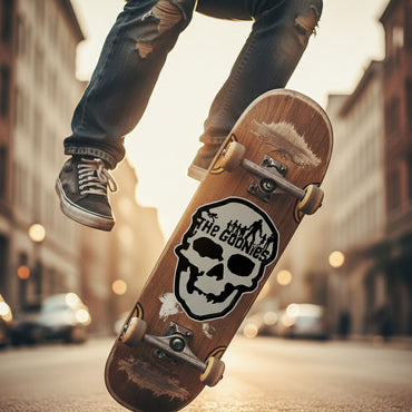 GOONIES グーニーズ - Skull / ステッカー