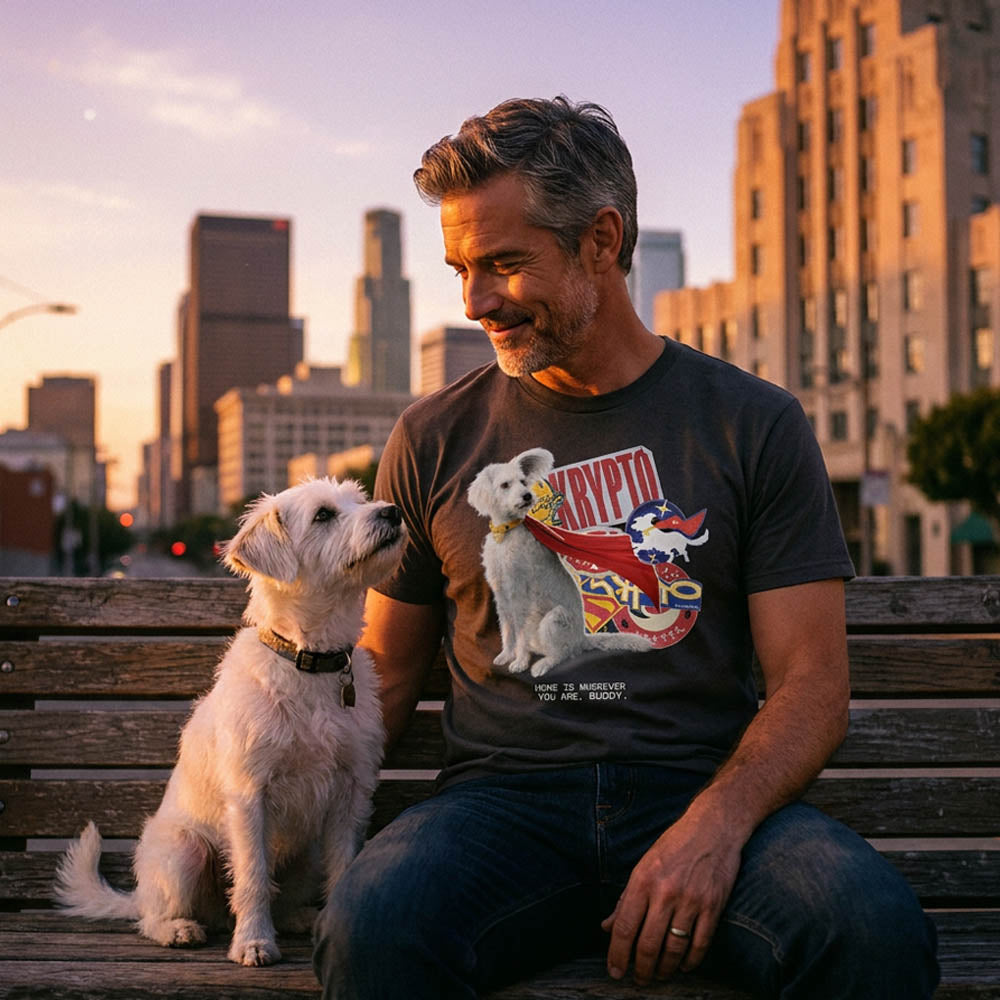 SUPERMAN スーパーマン - Supergirl Movie 2026 / Krypto Sticker Art / Tシャツ / メンズ