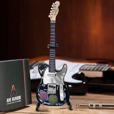 THE CLASH クラッシュ (結成 50周年 ) - Joe Strummer Fender Telecaster Signature Relic / ミニチュア楽器